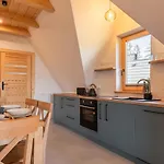 Tatra Loft 펜션 자브