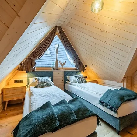펜션 Tatra Loft 자브